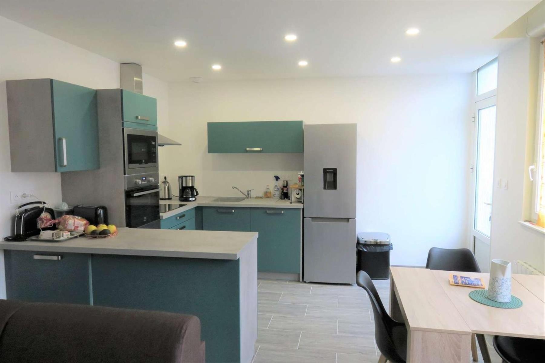 Renove Avec Wifi Bien Equipe Au Centre De - Ref 940 Apartment